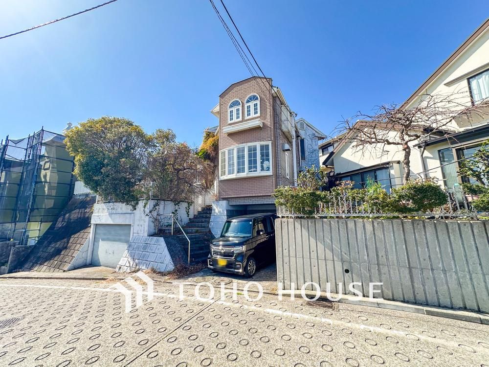 6LDK House for Sale in Kōnan Ward, Yokohama - 178m² Land - Thumbnail 2