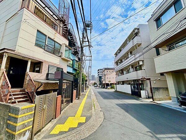 72.33m2 Building-Condition-Free Corner Land in Kawasaki-ku - Thumbnail 3