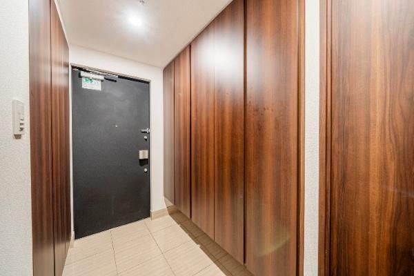 Deux Tours East 2LDK Apartment in Harumi, Chuo-ku - Thumbnail 2
