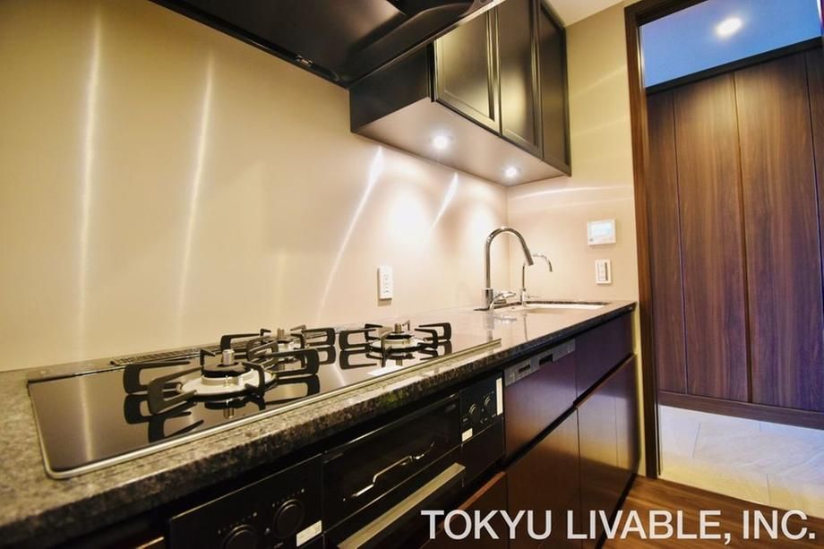 New 1LDK Apartment for Sale in Kita-ku, Osaka - Thumbnail 4