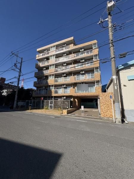3DK Apartment for Sale in Ebina, Kanagawa - 57.78 sqm - Image 1