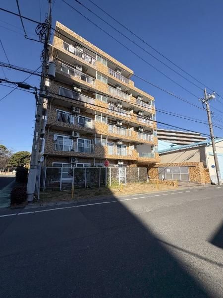 3DK Apartment for Sale in Ebina, Kanagawa - 57.78 sqm - Thumbnail 2