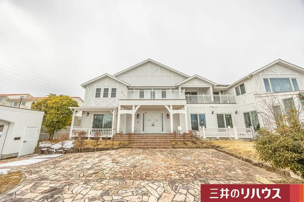 Spacious 7LDK House for Sale in Sendai, Miyagi - 559 sqm - Thumbnail 2