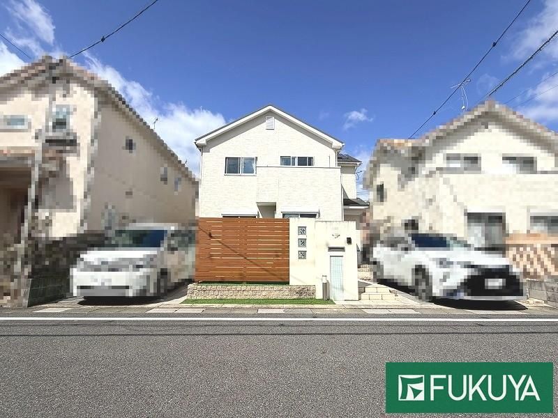 4LDK House with Solar Power in Kusatsu, Shiga - Thumbnail 2