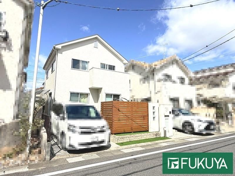 4LDK House with Solar Power in Kusatsu, Shiga - Thumbnail 3