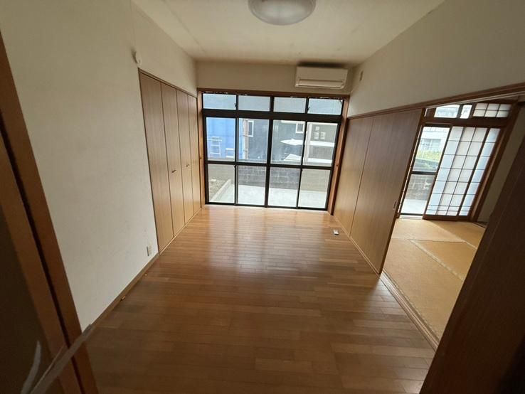 4LDK Detached House for Sale in Yoshimura-cho, Miyazaki City - Thumbnail 4