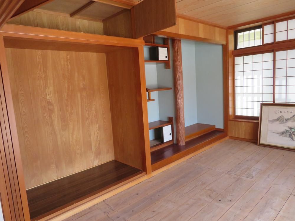 6LDK House for Sale in Yomitan, Okinawa with Ocean View - Thumbnail 4
