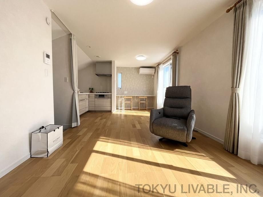 2LDK Detached House for Sale in Higashikurume, Tokyo - Thumbnail 4