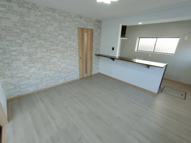 Renovated 3LDK+S House Near Koga Station, Ibaraki - Thumbnail 3