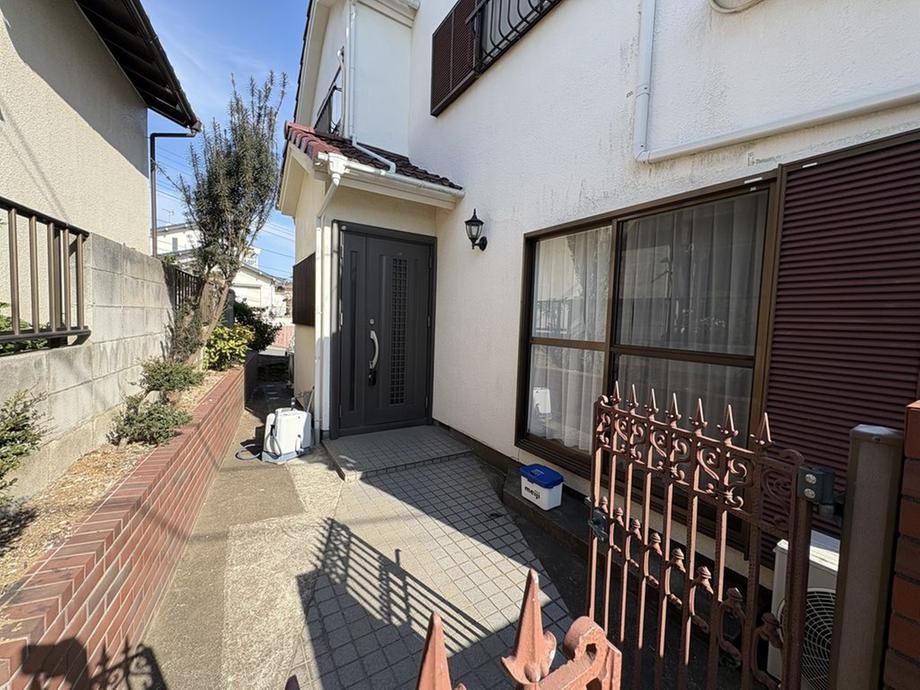 5LDK Detached House for Sale in Funabashi Near Yakuen-dai Station - Thumbnail 2