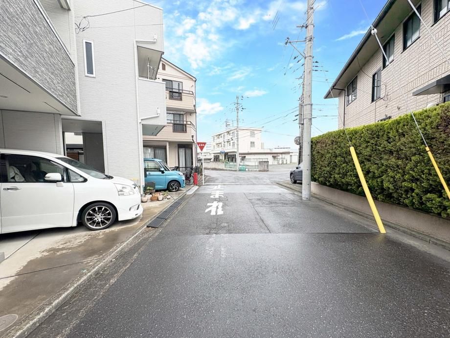3LDK+S House for Sale in Totsuka-ku, Yokohama - Thumbnail 3