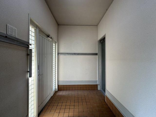 4DK Detached House Near Gakuen Toshi Station in Kobe - Image 1