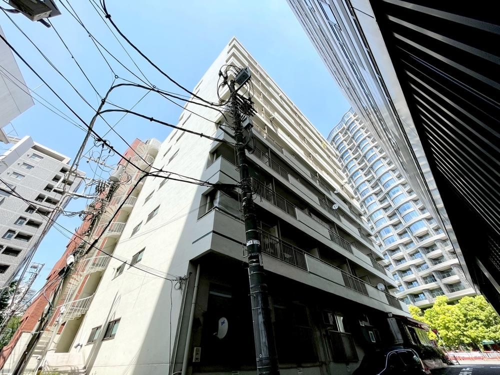 Renovated 1LDK Apartment in Shibuya, Tokyo - 43.92m2 - Thumbnail 3