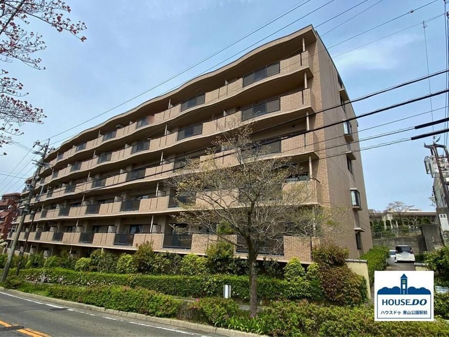 Renovated 3SLDK Apartment for Sale in Chikusa, Nagoya - Thumbnail 2