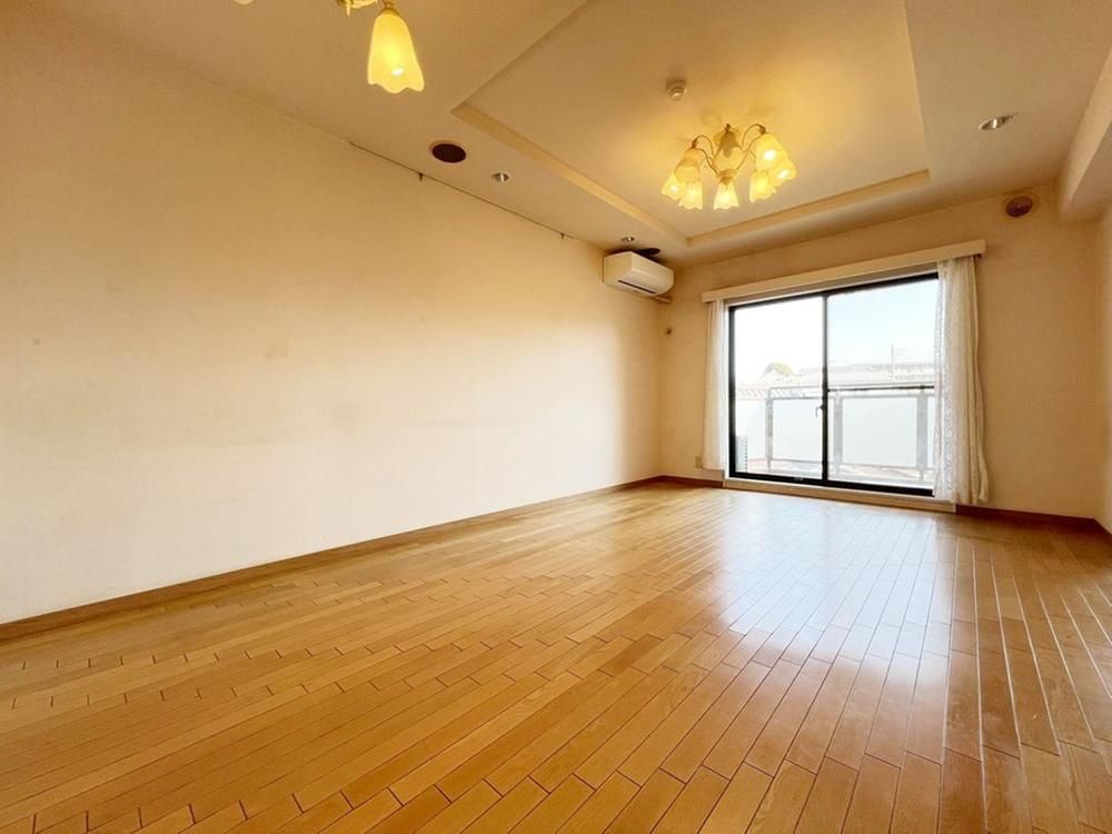3LDK Apartment for Sale in Takatsu Ward, Kawasaki City - Thumbnail 4