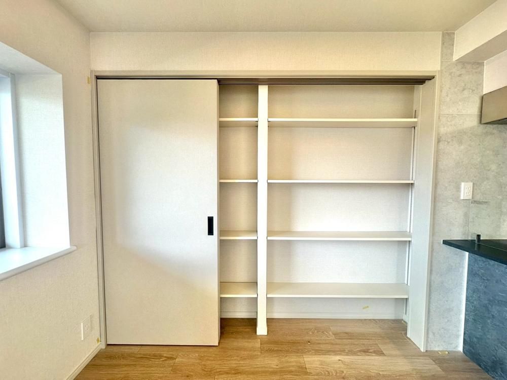 3LDK Apartment for Sale in Sakae Ward, Yokohama - 76.16m2 - Thumbnail 4
