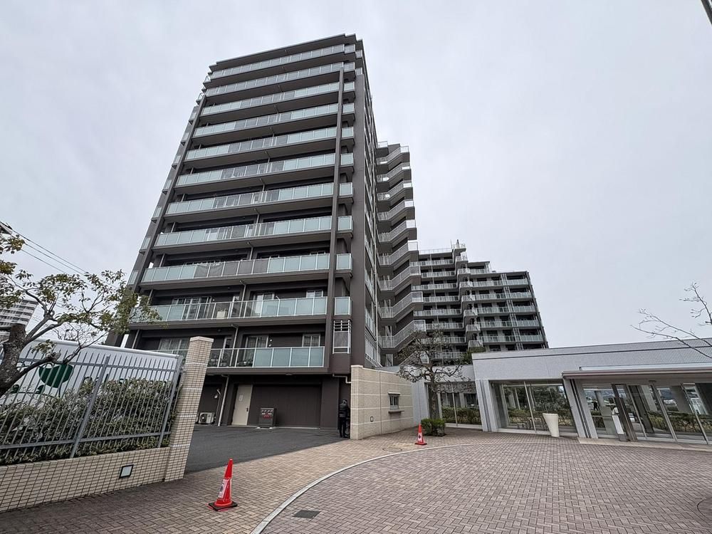 3LDK Renovated Apartment Near Keio Horinouchi Station in Hachioji - Thumbnail 2