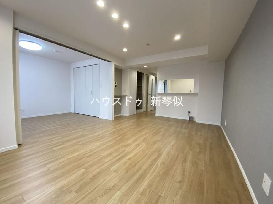 Renovated 3LDK Apartment in Teine-ku, Sapporo - 70.15m2 - Thumbnail 4