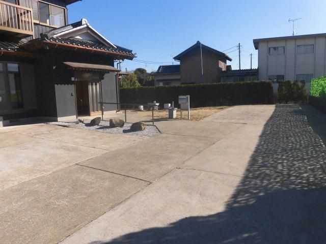 6LDK House for Sale in Toride, Ibaraki - 171m² on 761m² Land - Thumbnail 3