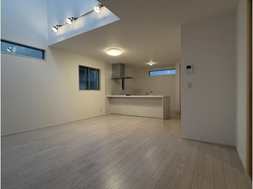 4LDK Detached House for Sale in Kiyose, Tokyo with Roof Balcony - Thumbnail 3