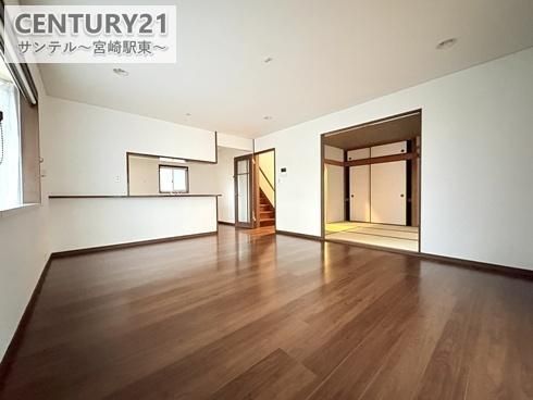Renovated 4LDK House in Miyazaki City with Solar Power - Thumbnail 3
