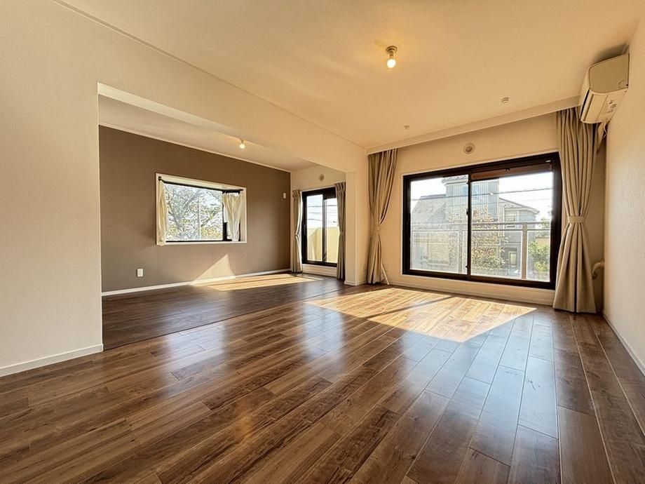3LDK 99.7m2 Apartment for Sale in Miyamae-ku, Kawasaki - Thumbnail 3