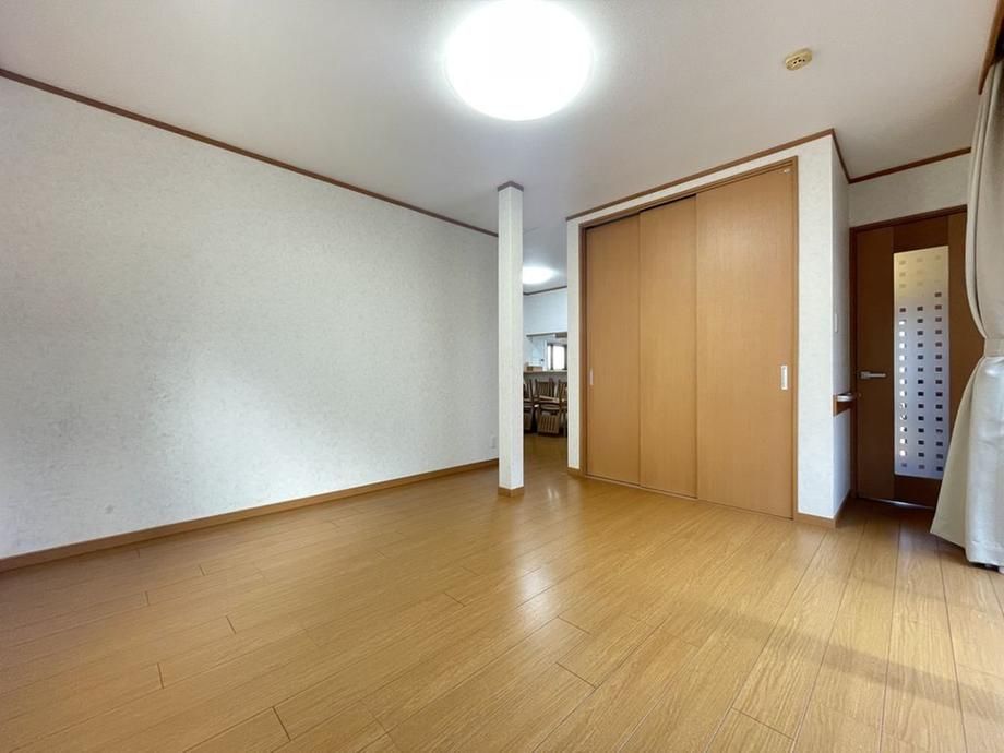 Renovated 2LDK House in Kami-Takada, Nakano Ward, Tokyo - Thumbnail 3