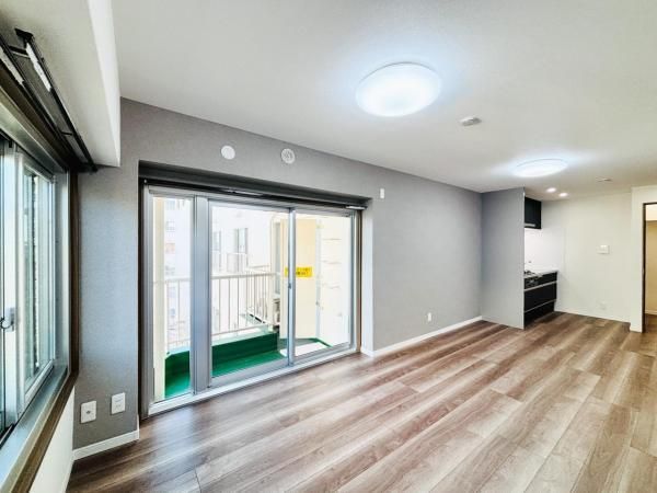 Renovated 3LDK Apartment in Ebina, Kanagawa | 63.73m² - Thumbnail 4