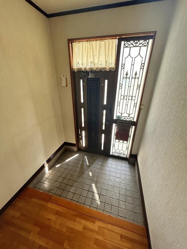 6LDK House for Sale in Shiose, Rumoi, Hokkaido - 2 Million Yen - Thumbnail 2