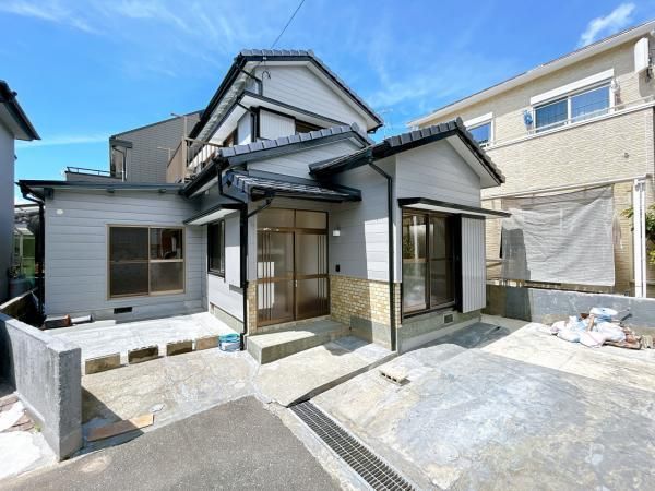Renovated 3LDK House in Kochi City - 17,990,000 Yen - Thumbnail 2