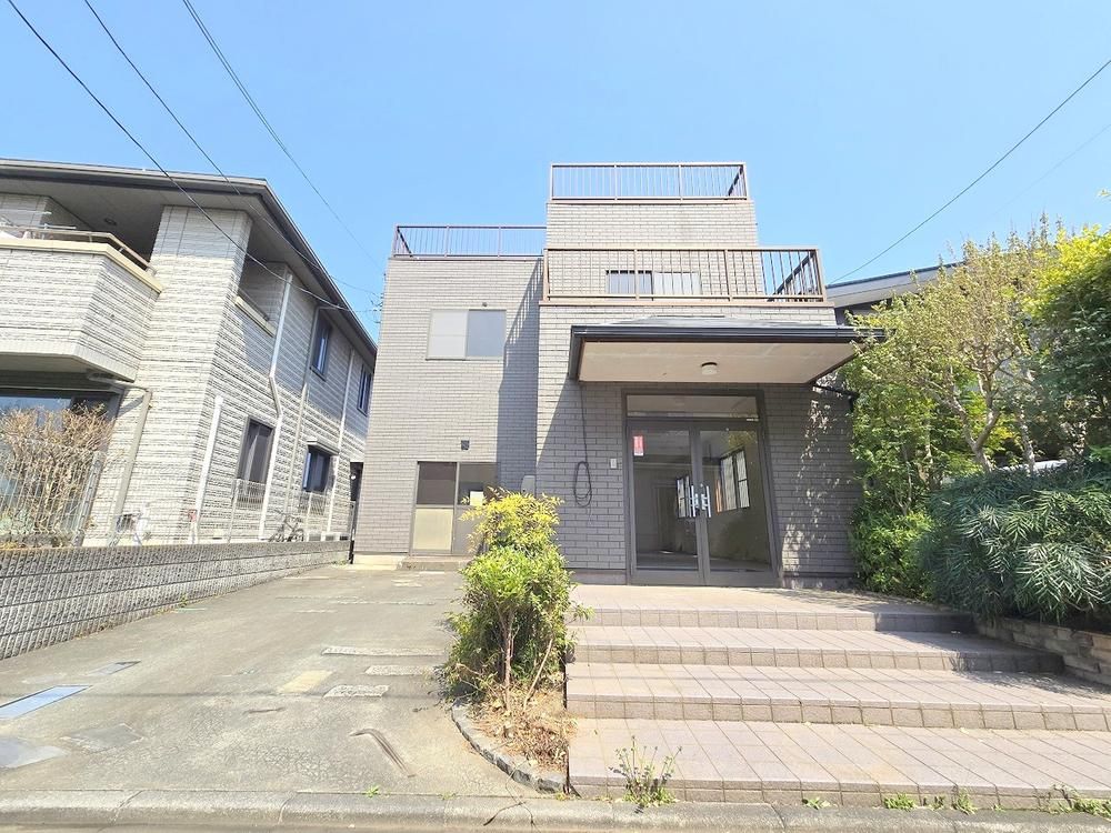3LDK House with Roof Terrace for Sale in Akiruno, Tokyo - Thumbnail 4