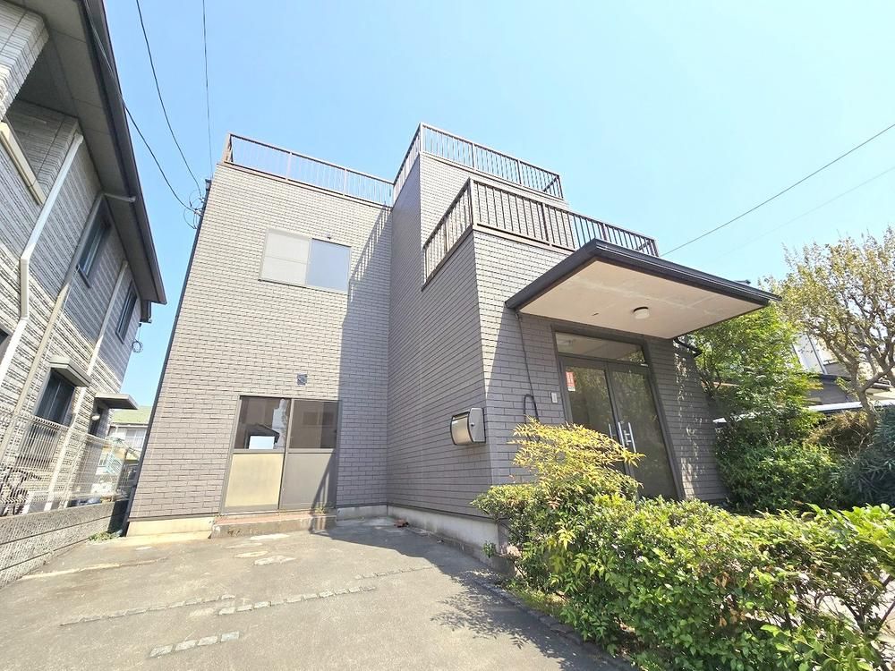 3LDK House with Roof Terrace for Sale in Akiruno, Tokyo - Thumbnail 3