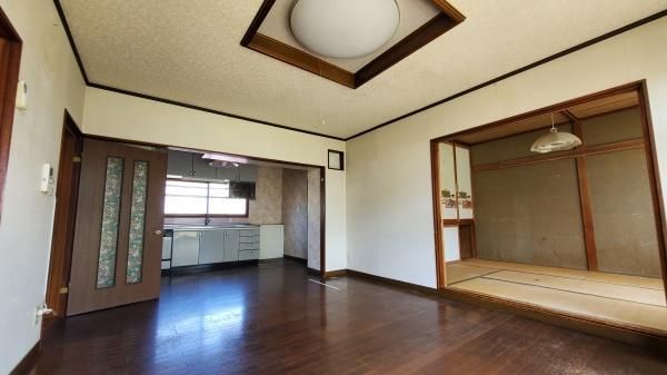 4LDK Renovation House in Obiro, Hokkaido - 9.8 Million Yen - Thumbnail 4