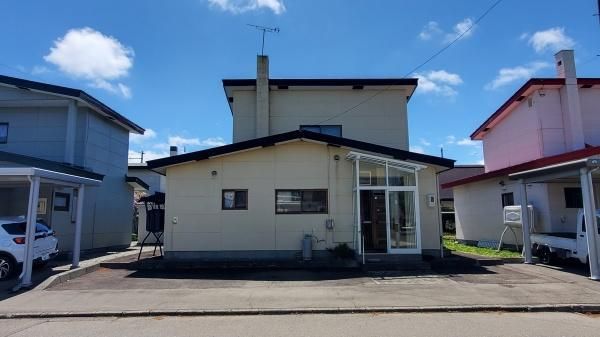 4LDK Renovation House in Obiro, Hokkaido - 9.8 Million Yen - Thumbnail 2