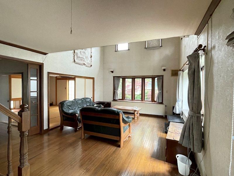 Resale 3LDK House with Garage in Hirosaki, Aomori - Thumbnail 2