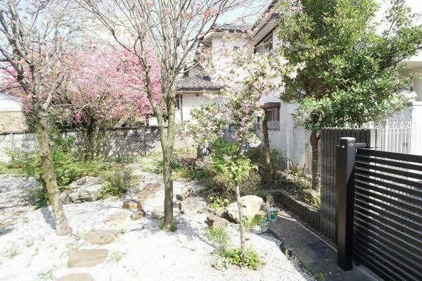 5LDK House for Sale in Fuchu, Tokyo - 172.4 sqm - Thumbnail 2