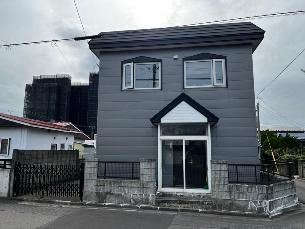 3LDK Detached House for Sale in Hakodate's Yukawa Area - Thumbnail 2