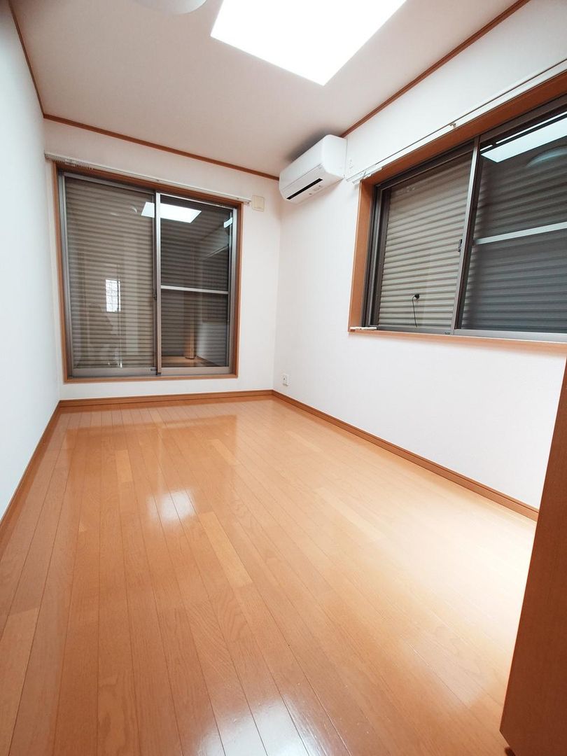 3LDK Detached House for Sale in Ichikawa, Chiba - 22 Million Yen - Thumbnail 3