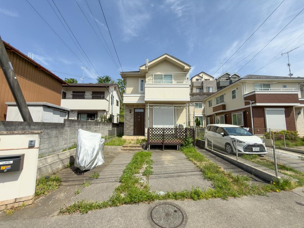 4LDK House with Solar Panels in Akishima, Tokyo - Thumbnail 2