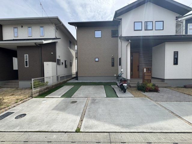 4LDK+S Detached House for Sale in Tochigi City, Tochigi - Thumbnail 3