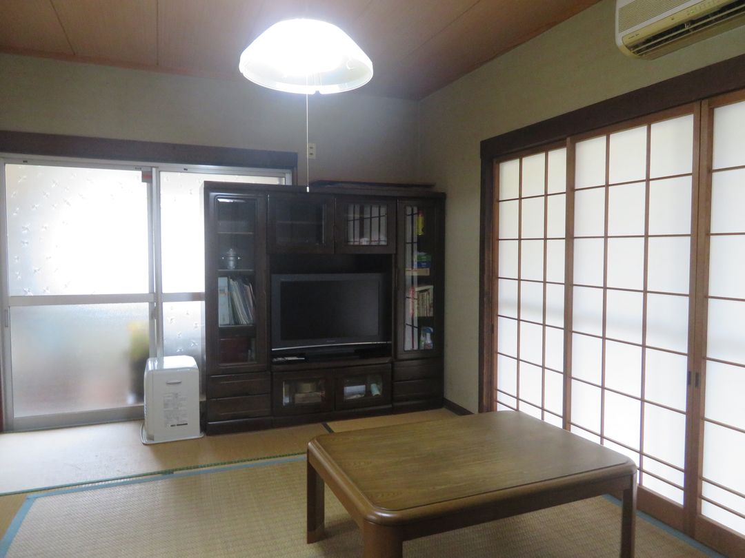1956 Wooden House for Sale in Yamaguchi City, 126 sqm - Thumbnail 2