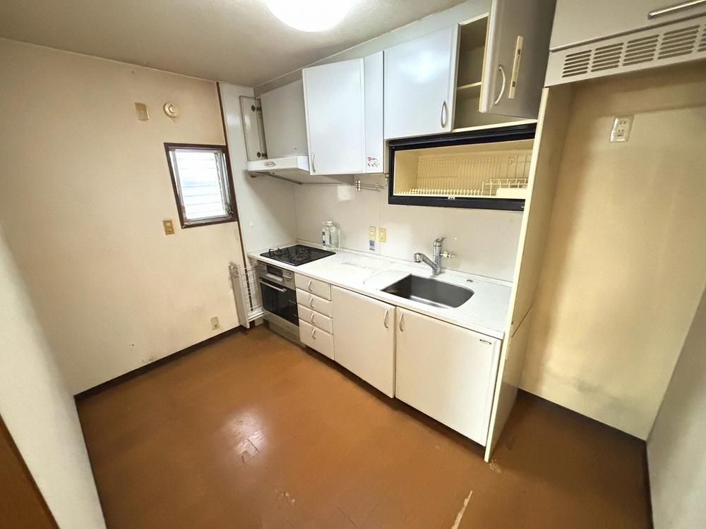 4LDK Apartment in Hirakata, Osaka - 88.49m2 - 4,800,000 Yen - Thumbnail 3