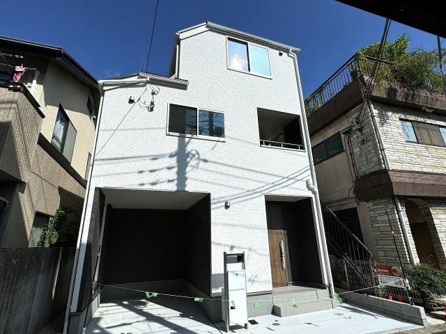 New ZEH Home in Hachioji, Tokyo | 2LDK+2S Detached House - Thumbnail 2