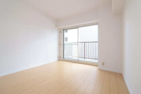 Nissho Iwai Nori Mansion 3DK Apartment for Sale in Osaka - Thumbnail 2