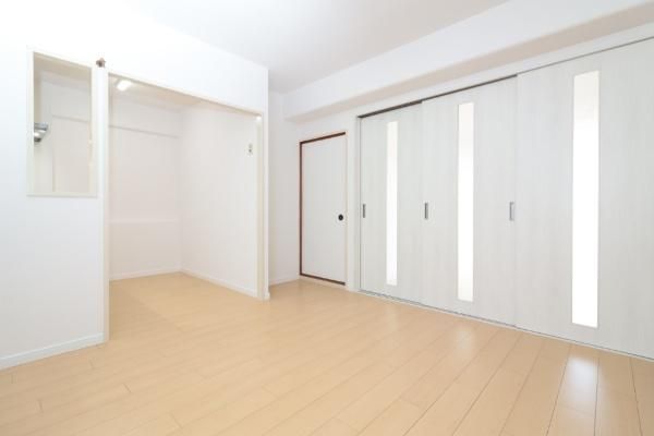 Nissho Iwai Nori Mansion 3DK Apartment for Sale in Osaka - Thumbnail 4