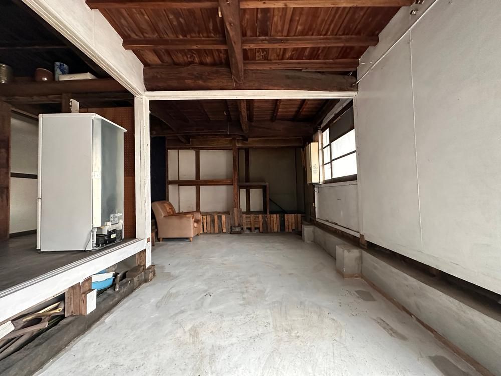 3DK House for Sale in Karatsu Near Nishikaratsu Station - Thumbnail 4