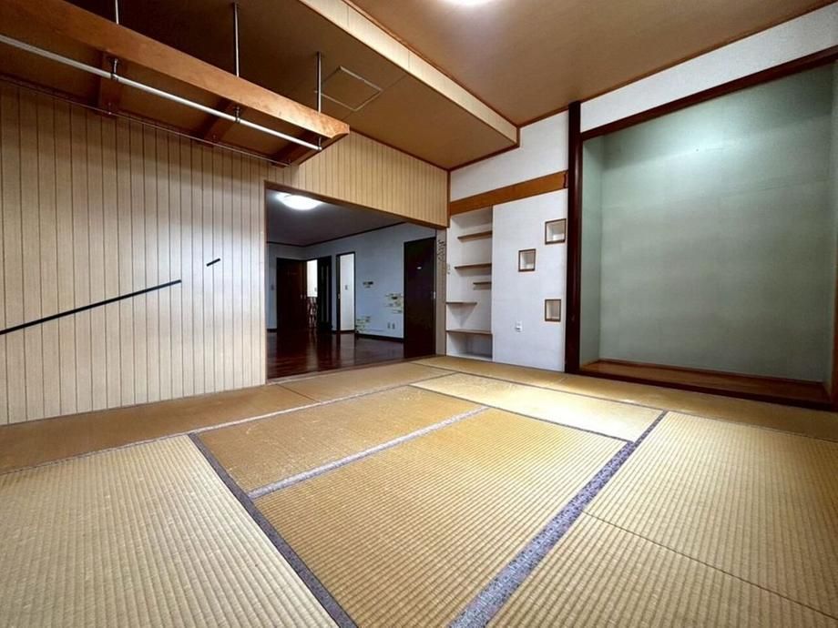 5LDK House for Sale in Uruma, Okinawa - 103m2 with Solar - Thumbnail 4