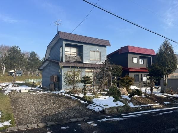 4LDK Detached House in Asahikawa, Hokkaido - 5.5 Million Yen - Thumbnail 3