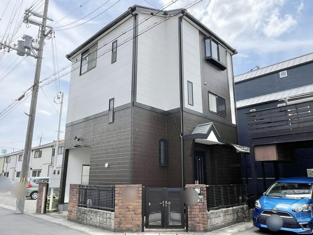 3LDK House for Sale in Nishinomiya, Hyogo - 109m2 - Thumbnail 2