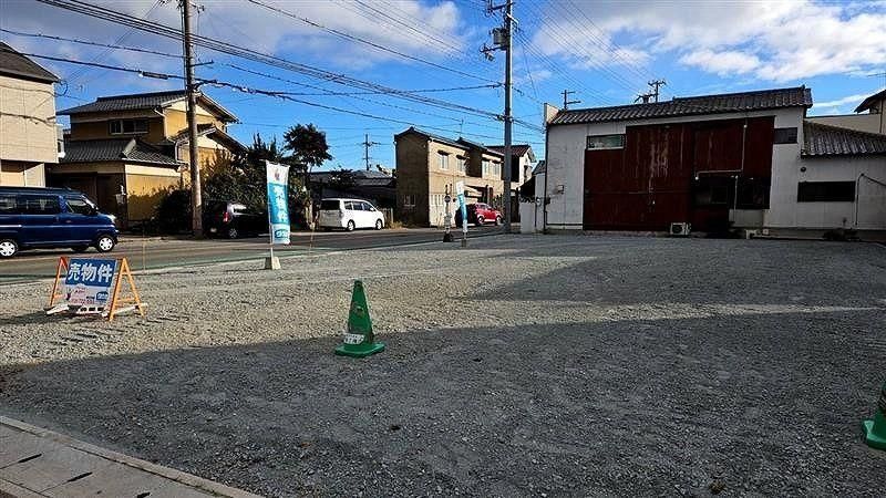 Spacious Corner Plot Land for Sale in Himeji, Hyogo - Thumbnail 2